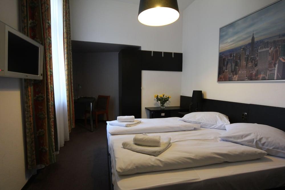 Hotel Carlton photo 4