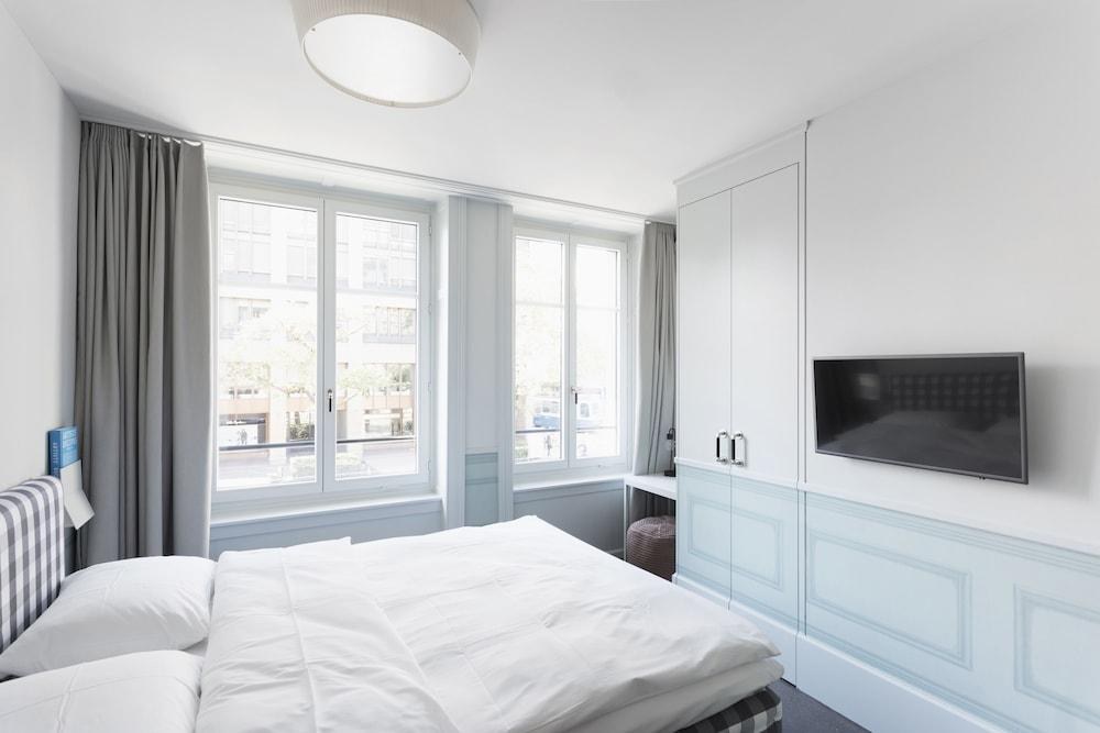 Boutique & Art Hotel Helvetia photo 3