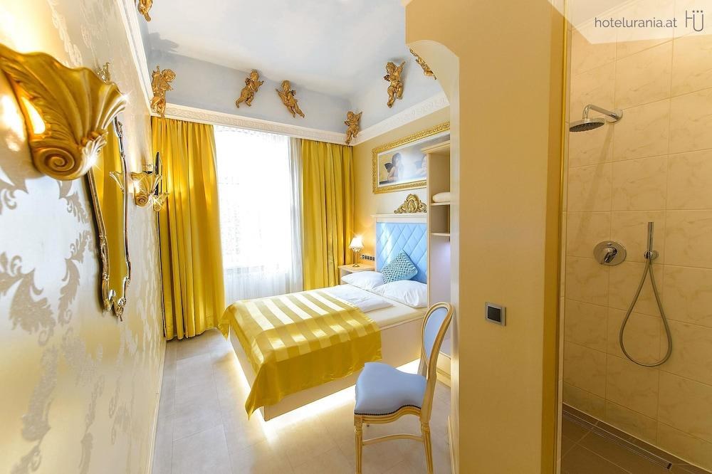 Hotel Urania photo 3