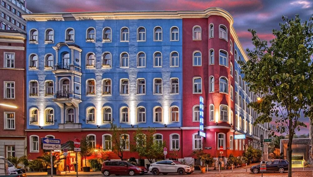 Hotel Urania photo 4