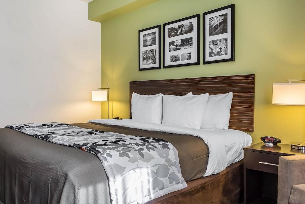 SLEEP INN CENTER CITY photo 2