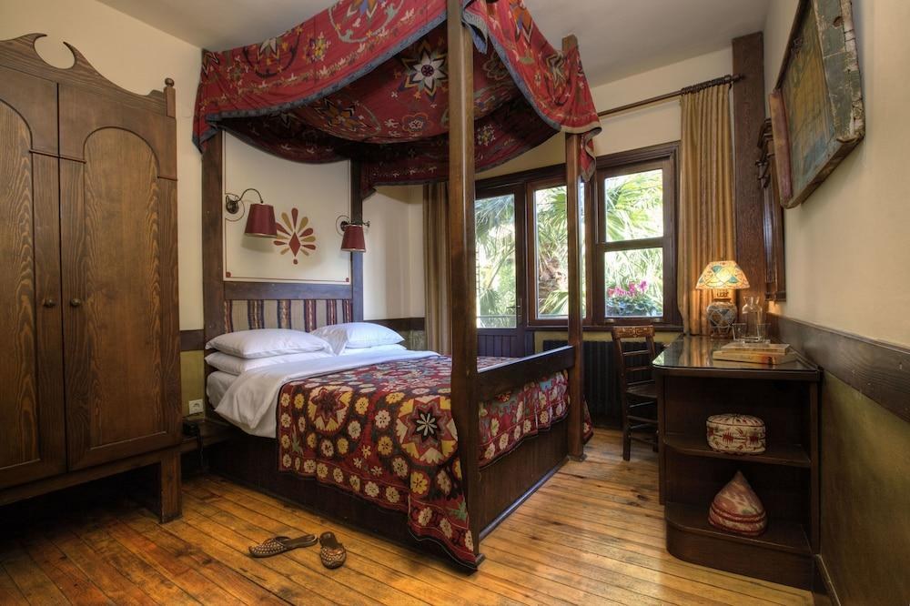 Hotel Empress Zoe photo 3