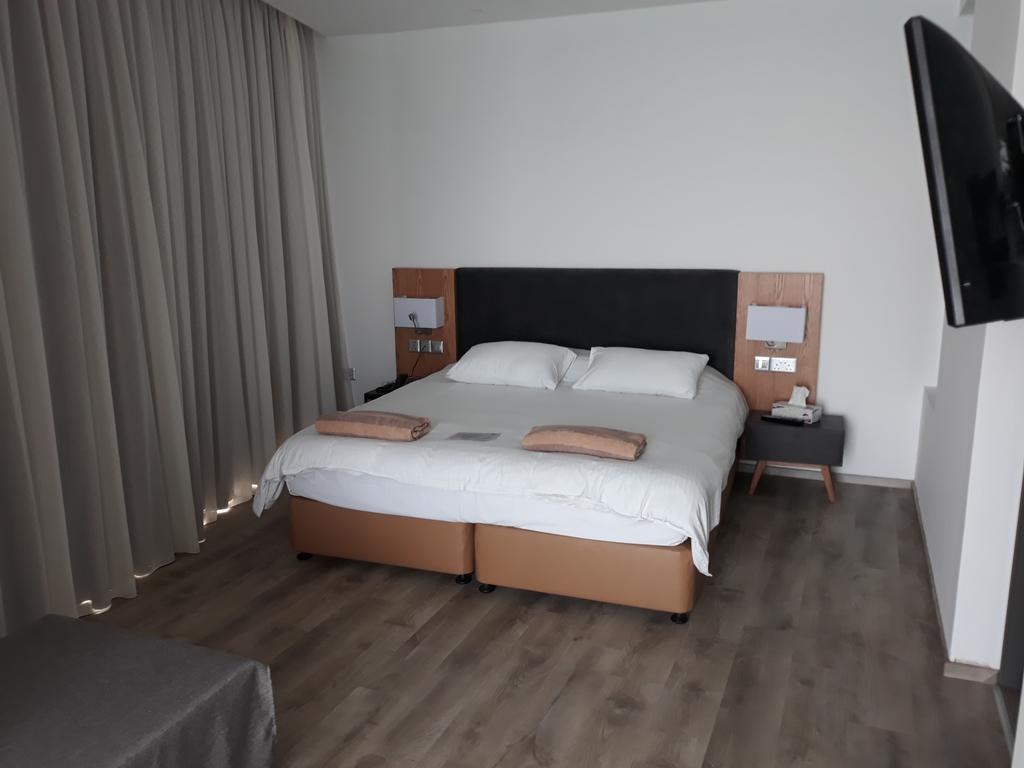 VRISSAKI BEACH HOTEL photo 2