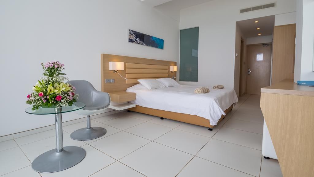 VRISSAKI BEACH HOTEL photo 4