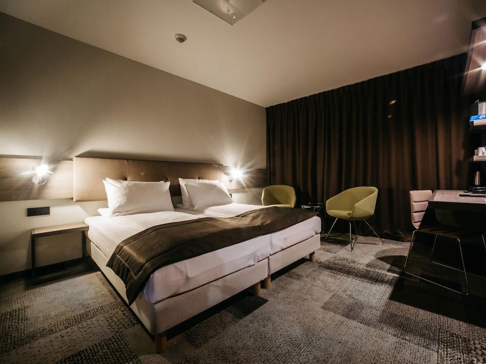 Q Hotel Plus Katowice photo 4