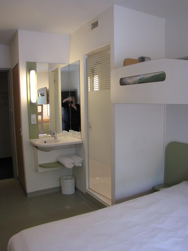 B&B HOTEL Liège Nord Rocourt photo 3
