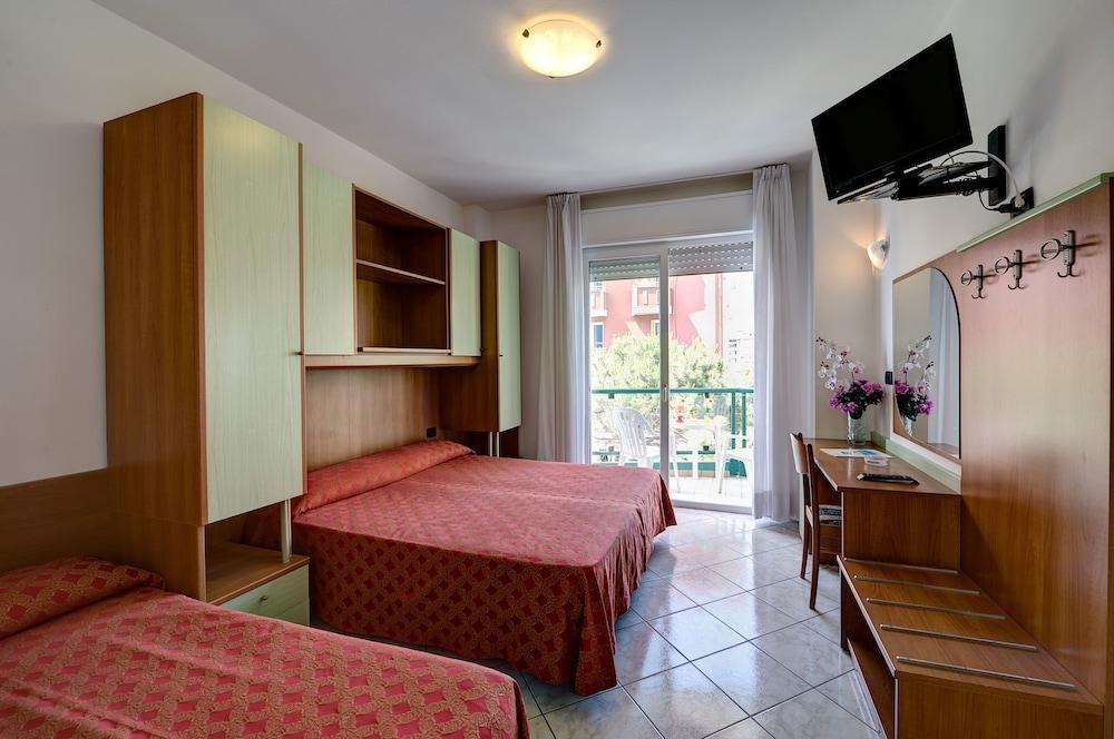 Kennedy Hotel photo 2
