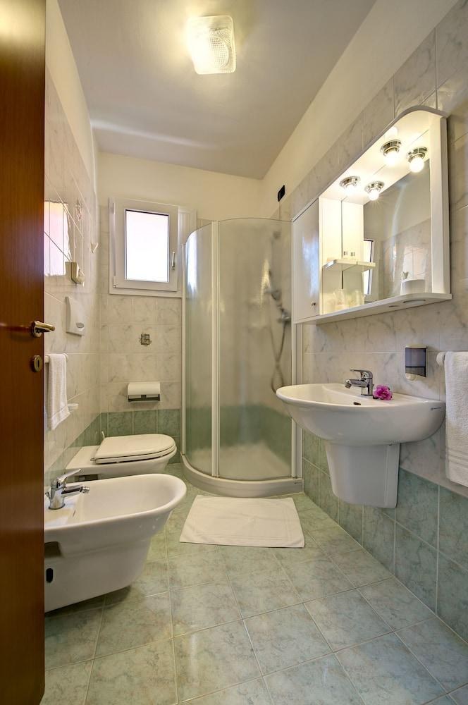 Kennedy Hotel photo 3