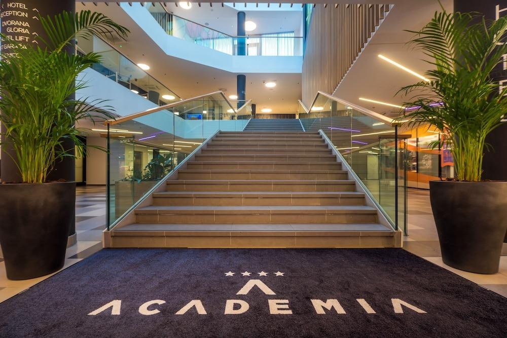 Hotel Academia photo 1