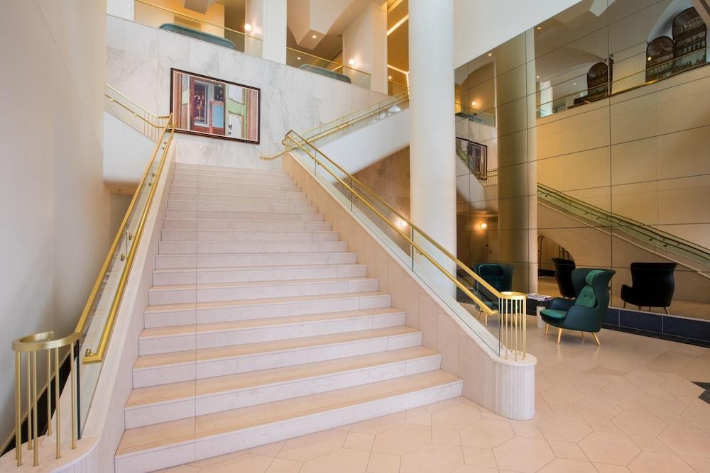 The Laura Hotel, Houston Downtown, Autograph Collection photo 1