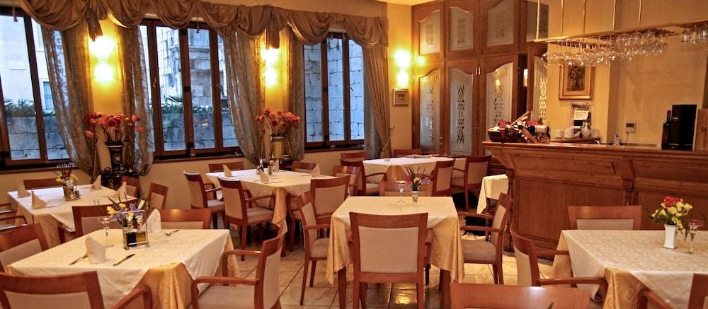 Hotel Peristil photo 4