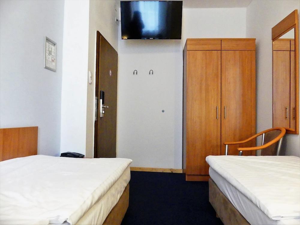 RHEIN-HOTEL ST.MARTIN photo 3