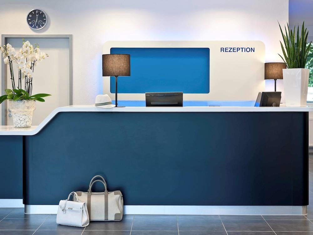 Ibis Budget Marseille L'estaque photo 1