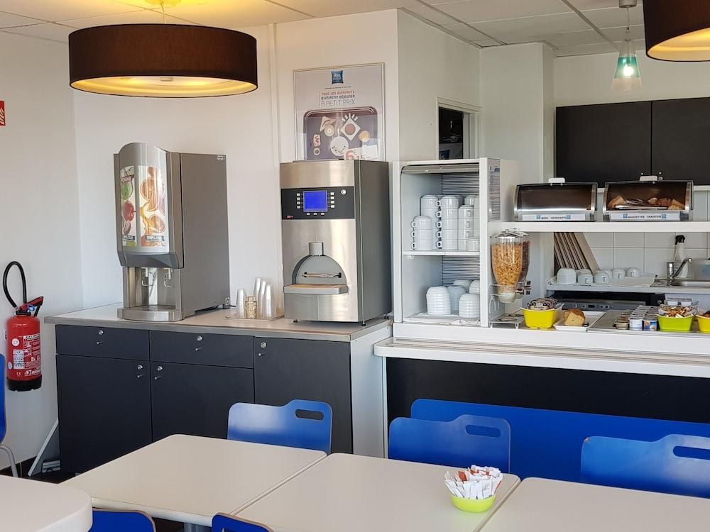 Ibis Budget Marseille L'estaque photo 4