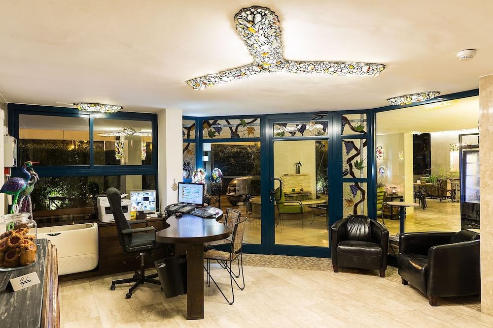 Arbel Suites Hotel photo 1