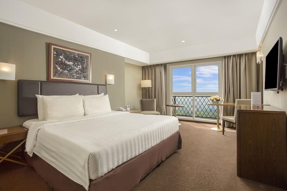 SWISS BELHOTEL BOGOR photo 2