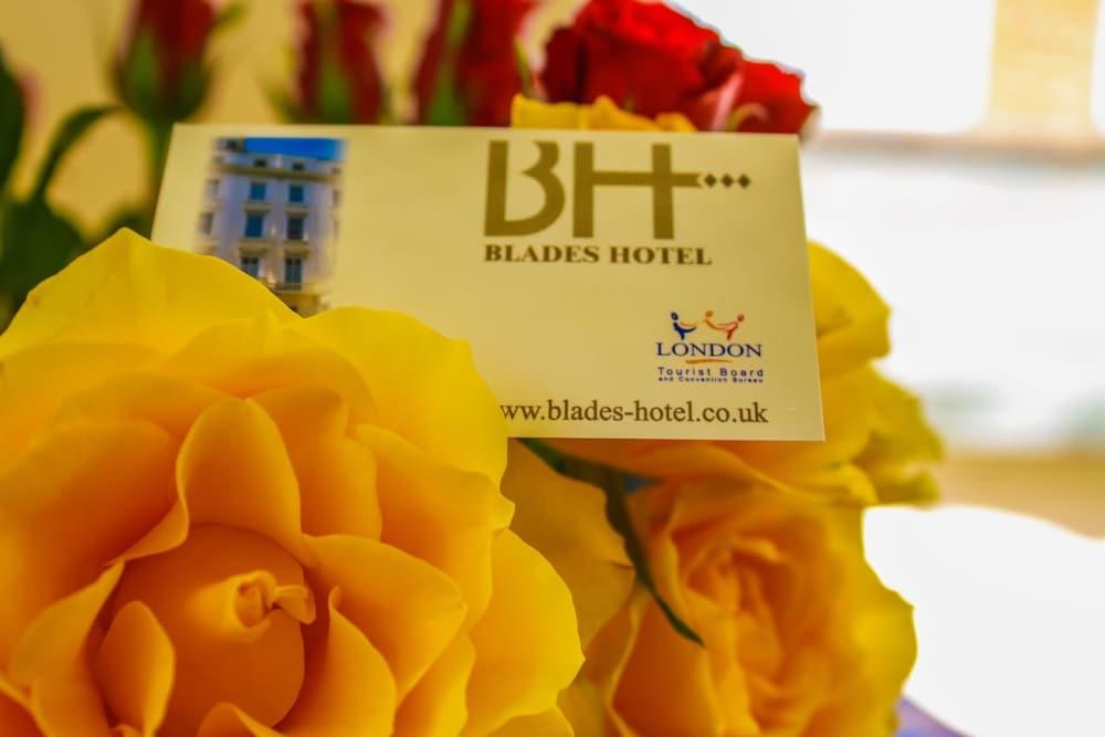 Blades Hotel photo 1