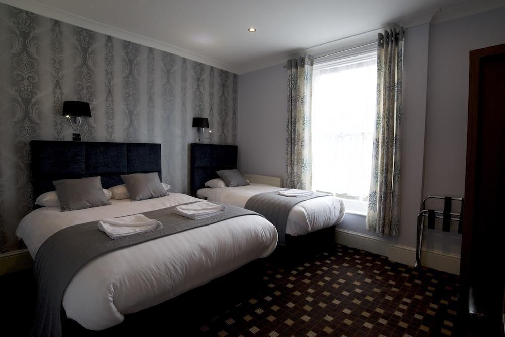 Mentone Hotel photo 4