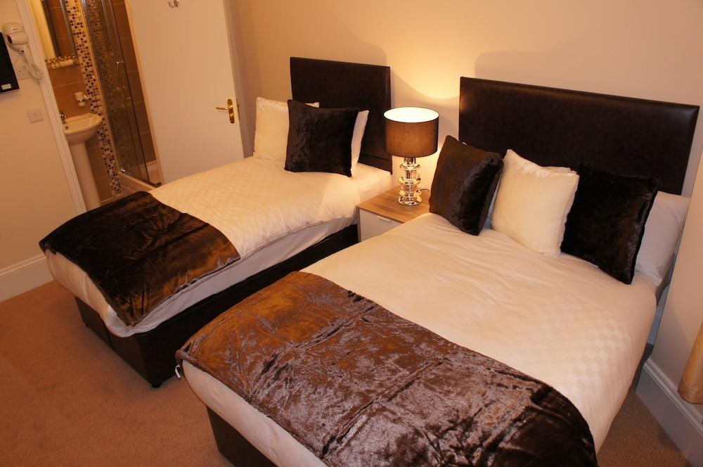Sapphire Hotel photo 2