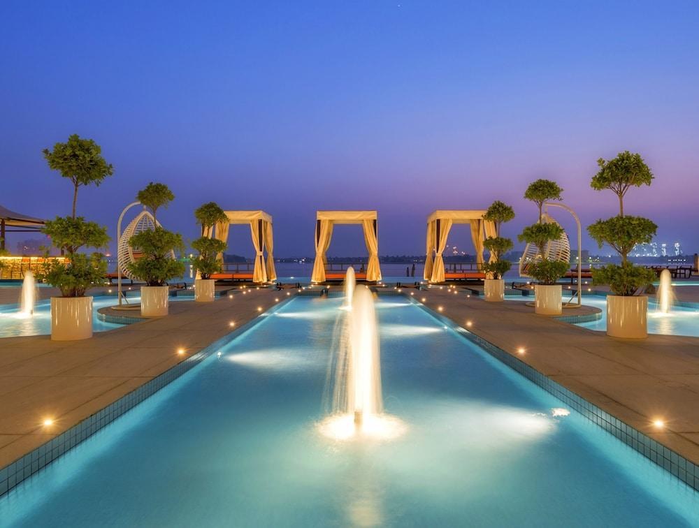 Royal Central Hotel and Resort ¿ The Palm