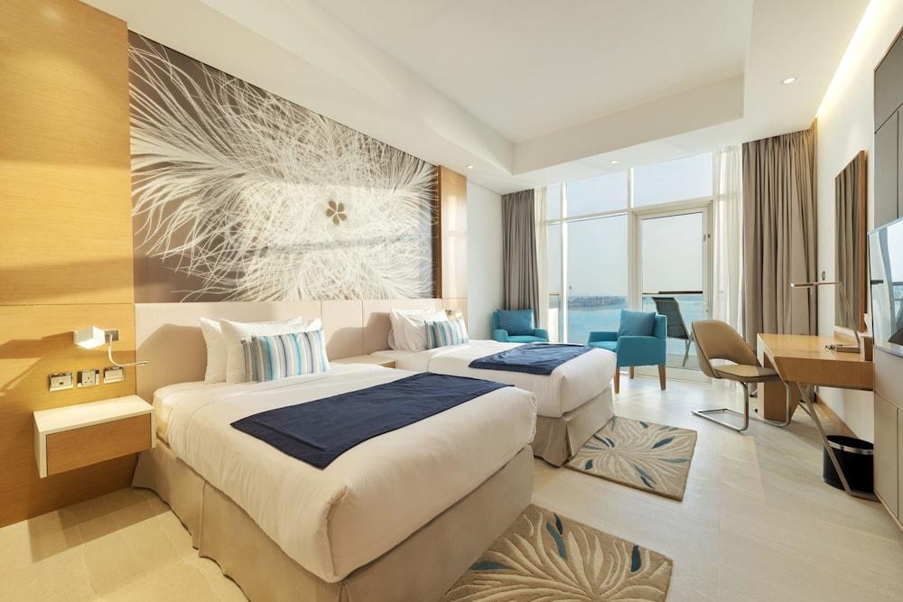 Royal Central Hotel and Resort ¿ The Palm photo 4