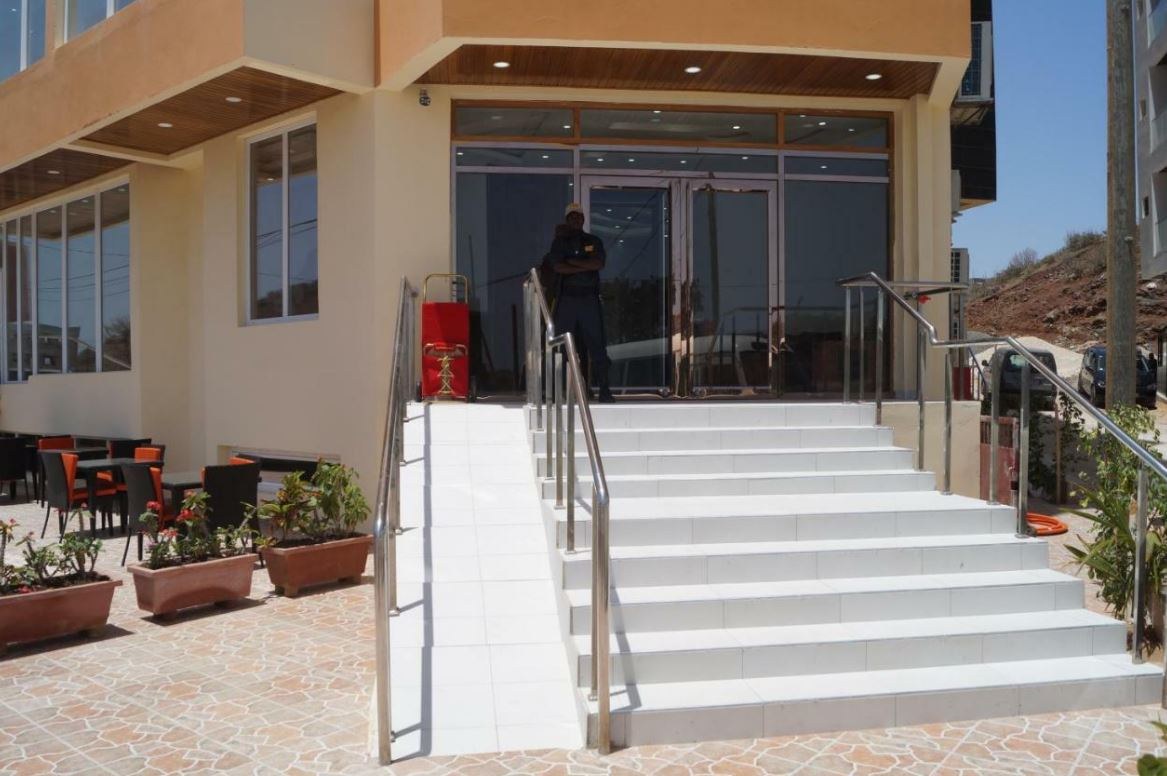 COLONIA HOTEL DAKAR