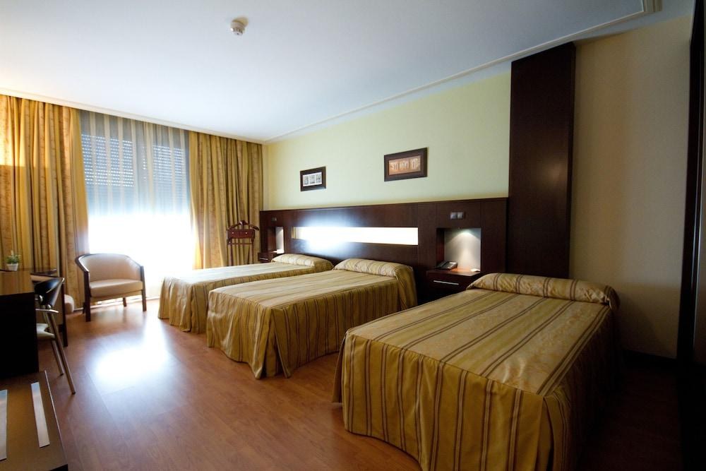 Los 5 Pinos photo 1