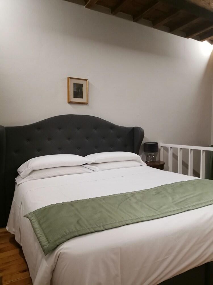Hotel St. James photo 1