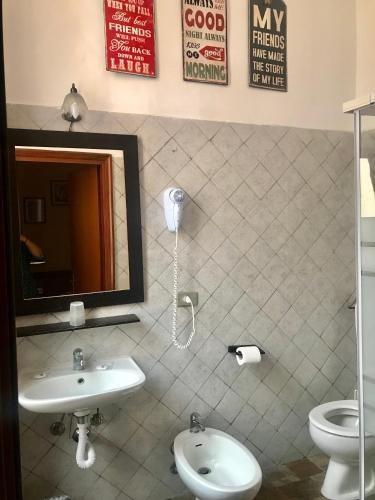 Hotel Edy photo 1