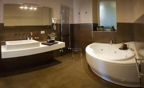 Cardilli Luxury Rooms photo 2