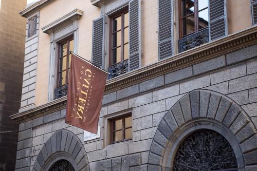 Porcellino Gallery photo 3