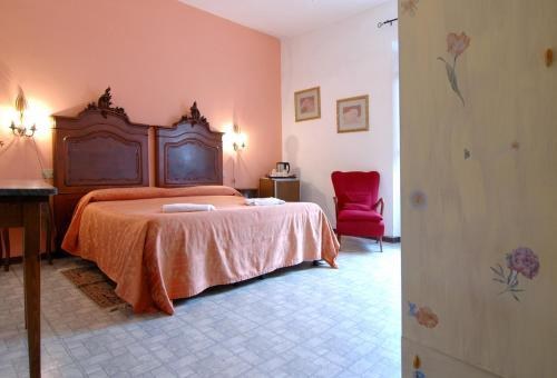 Hotel Dali photo 2