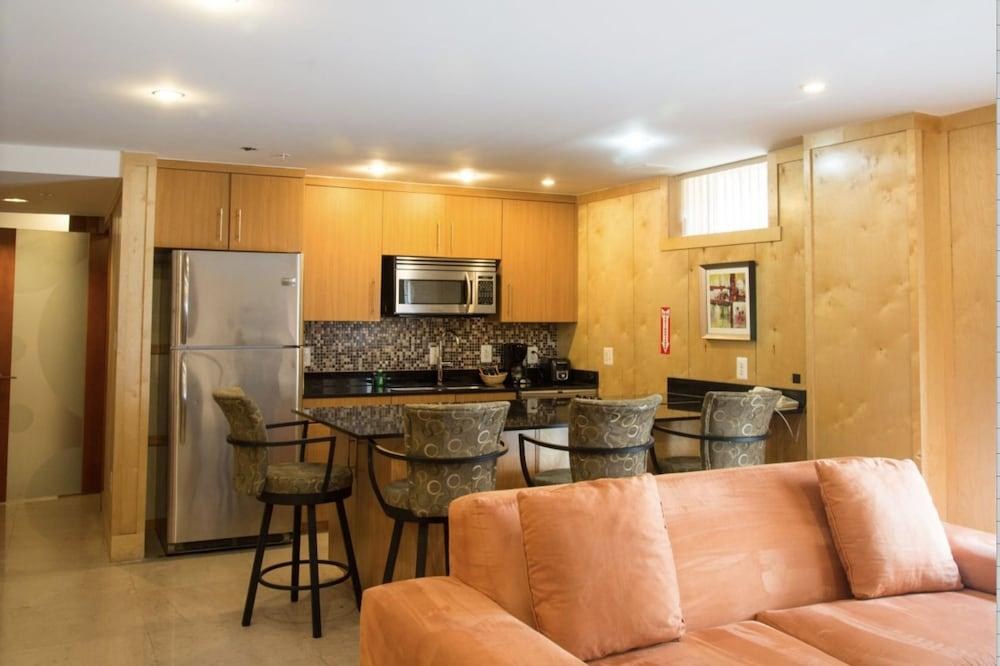 The Eldon Luxury Suites photo 3