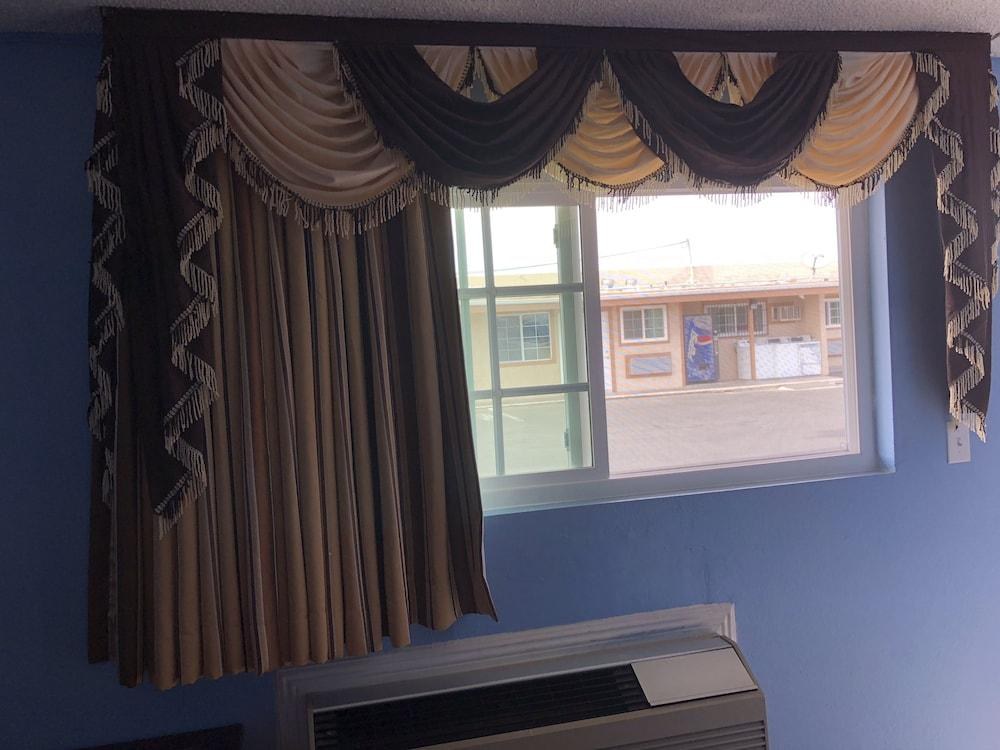 A Fisher's Inn Motel photo 2