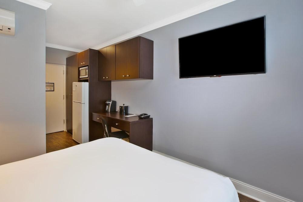 Hotel Chicago West Loop photo 2