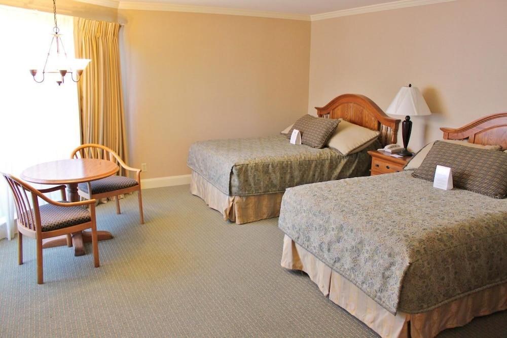 Columbus Inn photo 2