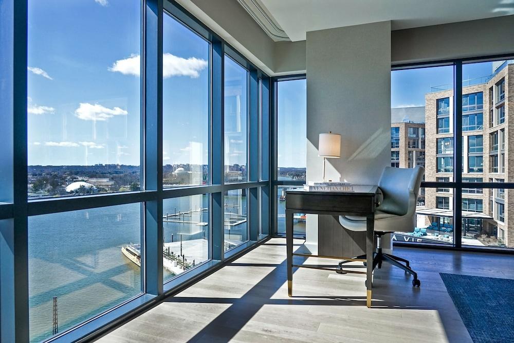 InterContinental - Washington D.C. - The Wharf by IHG