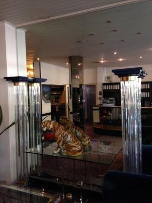 Hotel Montree photo 1