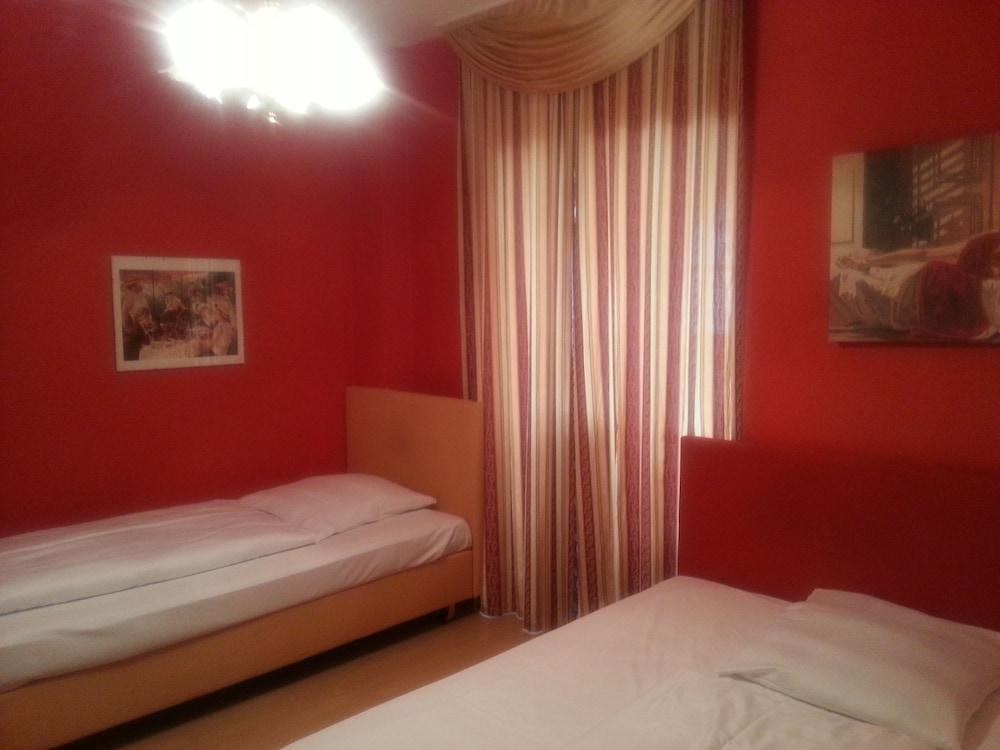 Hotel Galleria photo 3