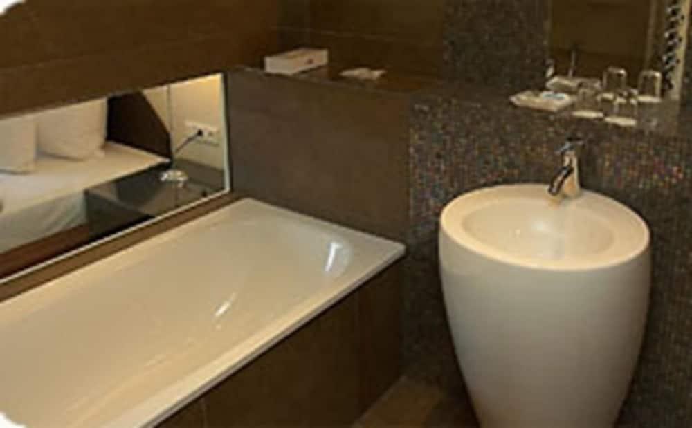 Hotel Lechnerhof Unterföhring photo 3