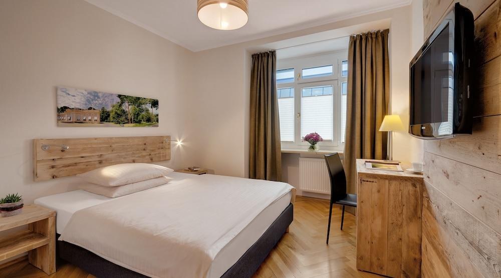 Alpen Hotel München photo 1
