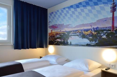 B&B Hotel München City-Nord photo 2