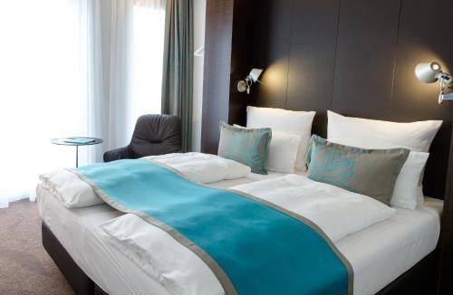 MOTEL ONE MÜNCHEN - DEUTSCHES MUSEUM photo 3