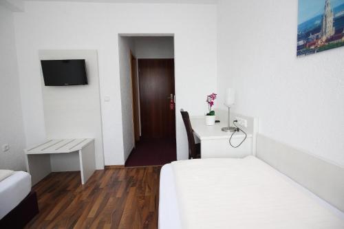 Hotel Olympia photo 2