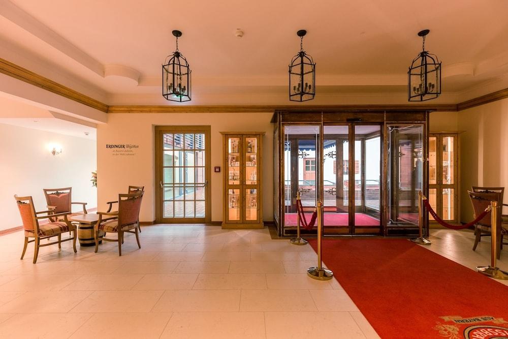 Hotel & Gaststätte zum Erdinger Weißbräu photo 1