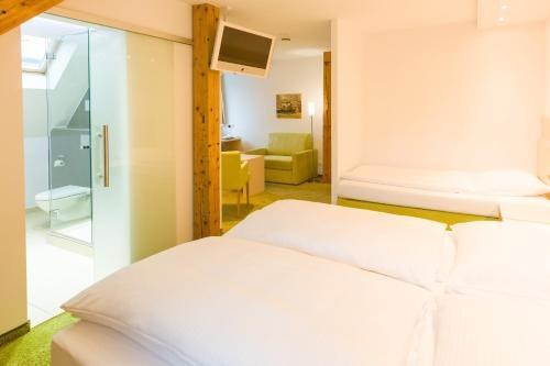 Hotel Uhland photo 1