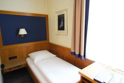 Hotel Uhland photo 3