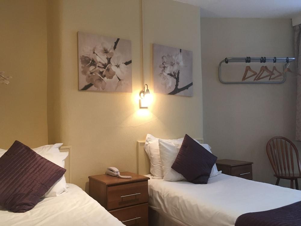 George Hotel photo 1