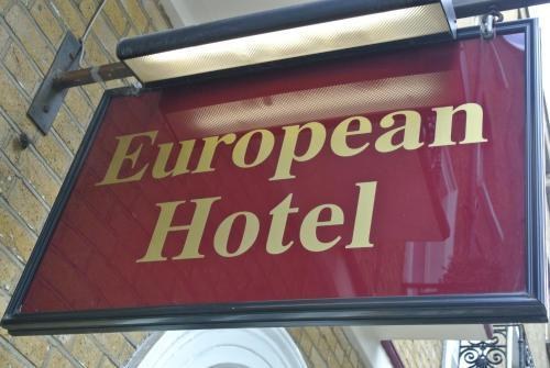 European Hotel photo 1