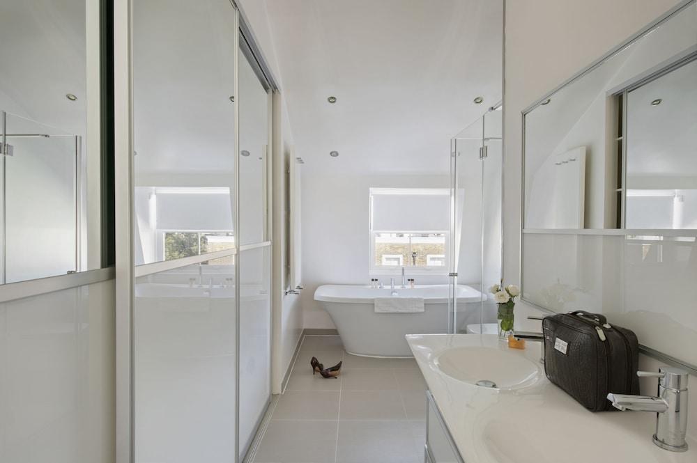 Nevern Place by Supercity Aparthotels photo 3
